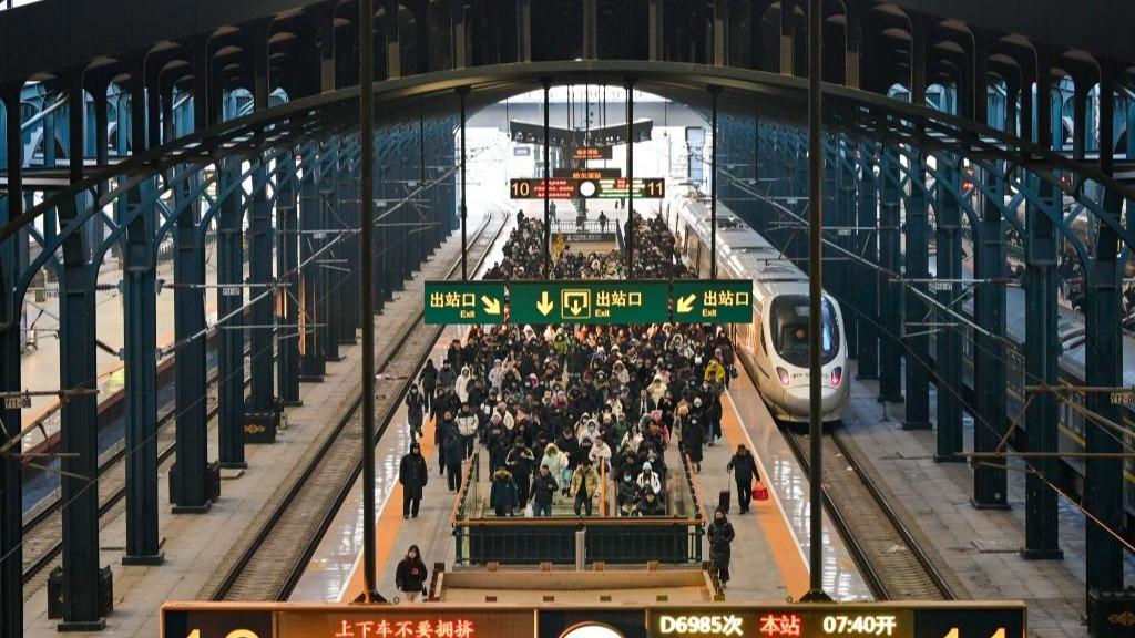 China expects record-high passenger trips during 2026 Spring Festival travel rush