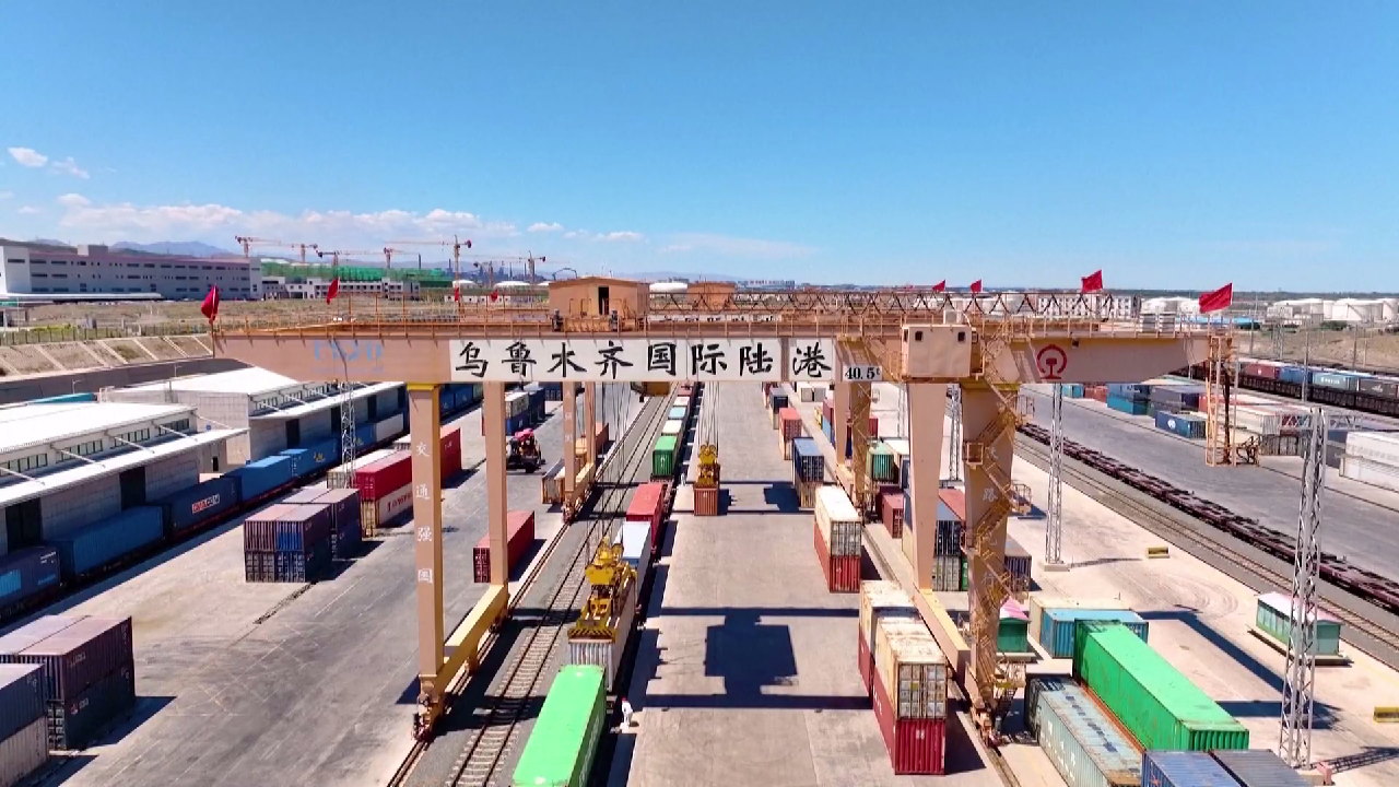 China’s Xinjiang reports vigorous foreign trade growth in 2025
