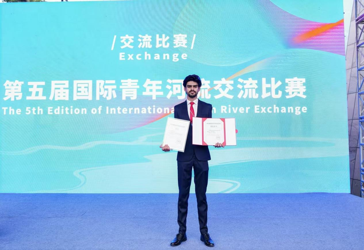 Pakistani Student Wins Third Prize at International Youth River Exchange